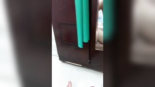 Được ny móc lồn trước gương, em ny thở dốc vì sướng