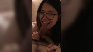 Thời sinh viên thật thích khi có em bú cu mỗi ngày