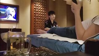 thanh niên uống rựu say nứng cặc gạ địt em nhân viên massage