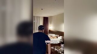 Chiều vợ mới cưới đưa anh mát xa về tận nhà vừa mát xa vừa địt