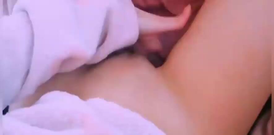 nứng 04