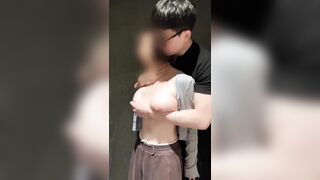 Kiểm tra cặp vú siu đẹp của em teen