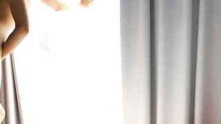 Sáng sớm, Lôi con bạn ra ban công Lút Cán Djt nhau Quay Video Sướng rên rỉ cực nứng