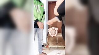 Gái dâm chubby vú khủng lồn múp gạ địt anh trai xe ôm cặc to 1