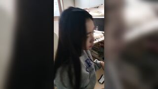 Tranh thủ trg giờ học gạ con b thân giả ốm sang phòg y tế bắt e show vú sục cặc giúp9