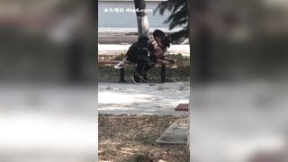 học sinh bây giờ mạnh dạn thật,địt nhau giữa sân trường public