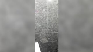 Livetream của em Ngọc Nhi 2k eo thì nhỏ mà cặp vú bự quá trời,live rửa lồn quài