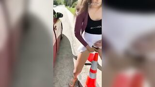 ĐÚNG LÀ BỰA TÂY