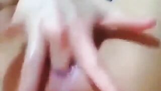 Sửa điện thoại bị leak clip móc lồn hồng