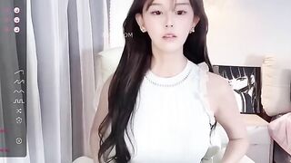 Thần tiên tỷ tỷ xứ trong hoa live thủ dâm cực ngon