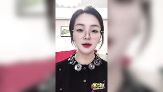 phó hiệu trưởng lộ clip địt nhau với giáo viên