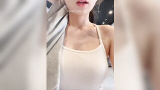 Gái tập gym bị địt bắn tinh đầy mặt