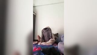 Các em học sinh cấp 3 thuê nhà nghỉ đụ nhau tập thể trước khi đi học