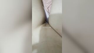 LỒN NON CỦA CON E HỌ, ĐANG NẰM NGHICH ĐT