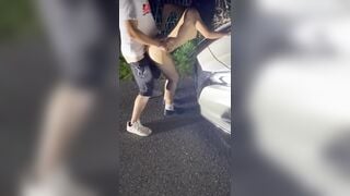 Em Gái dâm đãng thích địt nhau ngoài đường để tạo cảm giác kích thích