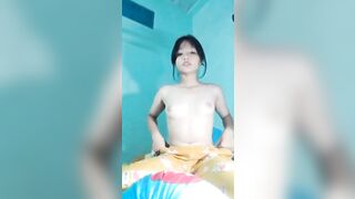 Bé học sinh bị lộ clip 15