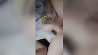 ĐANG HỌC BÀI, THÌ E LÊN CƠN NỨNG