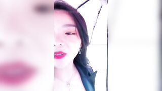 Độc lạ Trung Quốc, Gái Xinh Lên núi Public Thủ dâm Cho Lao công lút cán djt nhau