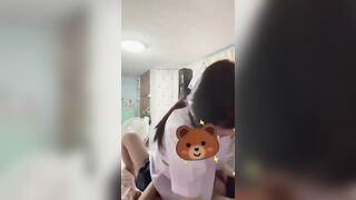 2 em học sinh lớp 10 yêu sớm, vừa đi học về chưa kịp ăn cơm đè nhau ra đụ.