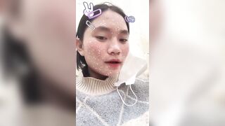 Gạ được bé cấp 2 làm slave thủ dâm pubilc