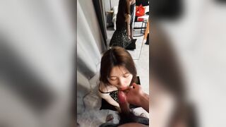 Bảo GĐ đi chụp ảnh, Em Gái Xinh Đến nhà thg Bạn Bú liếm cu quay video