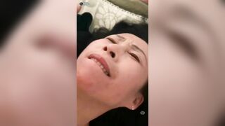 Địt mẹ nuôi mặn mà nứng lồn tuổi 60