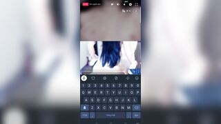 Em gái thủ dâm móc lồn 2