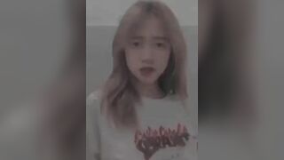 Em hot Tiktoker Thỏ xinh 206 lộ clip show vú to - phần 2
