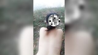 Dụ dỗ vợ thằng khác ra bờ hồ đụ, vừa ngắm cảnh hữu tình lại mát mẻ.