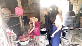 2 em teen dâm mà có lòng quá khỏa thân dọn dẹp nhà hốt lúa giúp cụ ông ở 1 mình p3