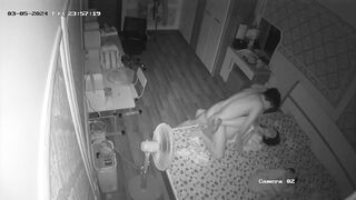 Hack cam quay lén đôi vợ ck trẻ tranh thủ lúc con ngủ mà đụ nhau từ sàn đến giường p3