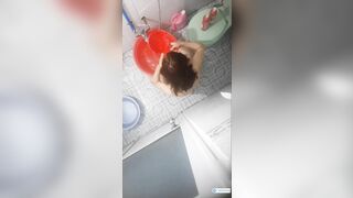 Đặt cam quay lén nhỏ e họ hs mới lớn hàng non đi tắm,để cam đây thì sao bt có cam đc1