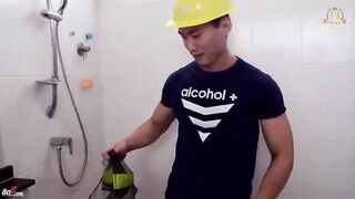 Chị chủ dâm gạ địt anh thợ ống nước cặc to địt nhau dâm đãng phần 1