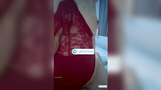 Check hàng em rau sinh viên mông to trắng múp cực dâm còn mặc đồ lót đỏ siêu nứng