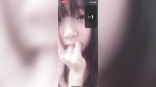 lớp 10 em đã biết khoe vú móc lồn cho trai xem vú em nó tròn quá - phần 3