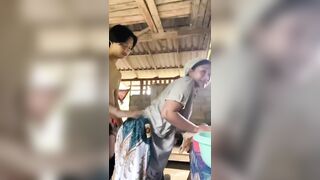 Em chồng sáng sớm ra sau nhà xin đụ chị dâu suốt, mà chị đều nứng lồn cho đụ.