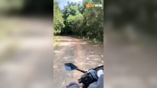 Hành trình dẫn em ghệ xinh dâm lên núi tránh nóng p2