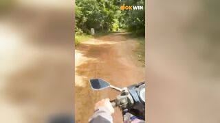 Hành trình dẫn em ghệ xinh dâm lên núi tránh nóng p2