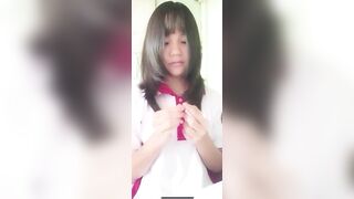 Học sinh lớp 10 lồn múp không lông call sex thủ dâm với bạn 4