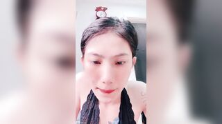 Phòng live yylive idol tiktok Huỳnh Bảo Trân bím hồng vú bự live show khỏa thân p1