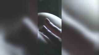 Địt em họ xinh vú to lồn khít nhiều nước siêu dâm