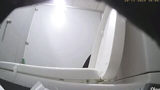 seri đặt cam quay lén nhà vệ sinh nữ em nào đít cũng to lồn múp - phần 2