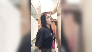 bón cu cho đứa bạn thân ăn cu rồi xuất hết lên mặt nó