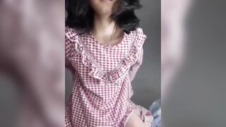mấy bé học sinh bây giờ loén nhanh nứng sớm vú vê cứ căng đét ra - phần 1