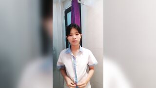 seri mấy bé teen học sinh mới lớn tập tành thủ dâm bị lộ clip - phần 5