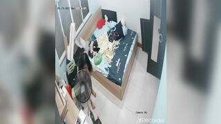 seri gái xinh thay quần áo cởi chuồng khi ở nhà 1 mình - phần 1