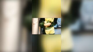 Teen loli 2k9 cosplay khủng long xanh và cái lồn cavat