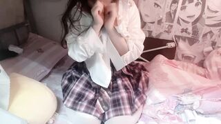 bé lolita vú to đam mê bộ môn phô dâm cho các anh thèm - phần 34