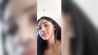 Gái xinh vú to lồn múp khoe hàng trên live phần 3
