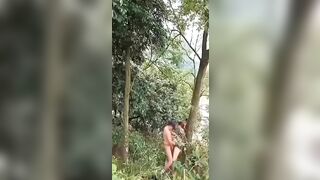 Vợ đi rừng rủ người lạ public